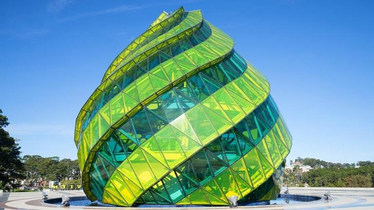 Xe du lịch Đà Lạt 17 Quảng trường Lâm Viên Đà Lạt | Biểu tượng của xứ sở ngàn hoa - MOTOGO